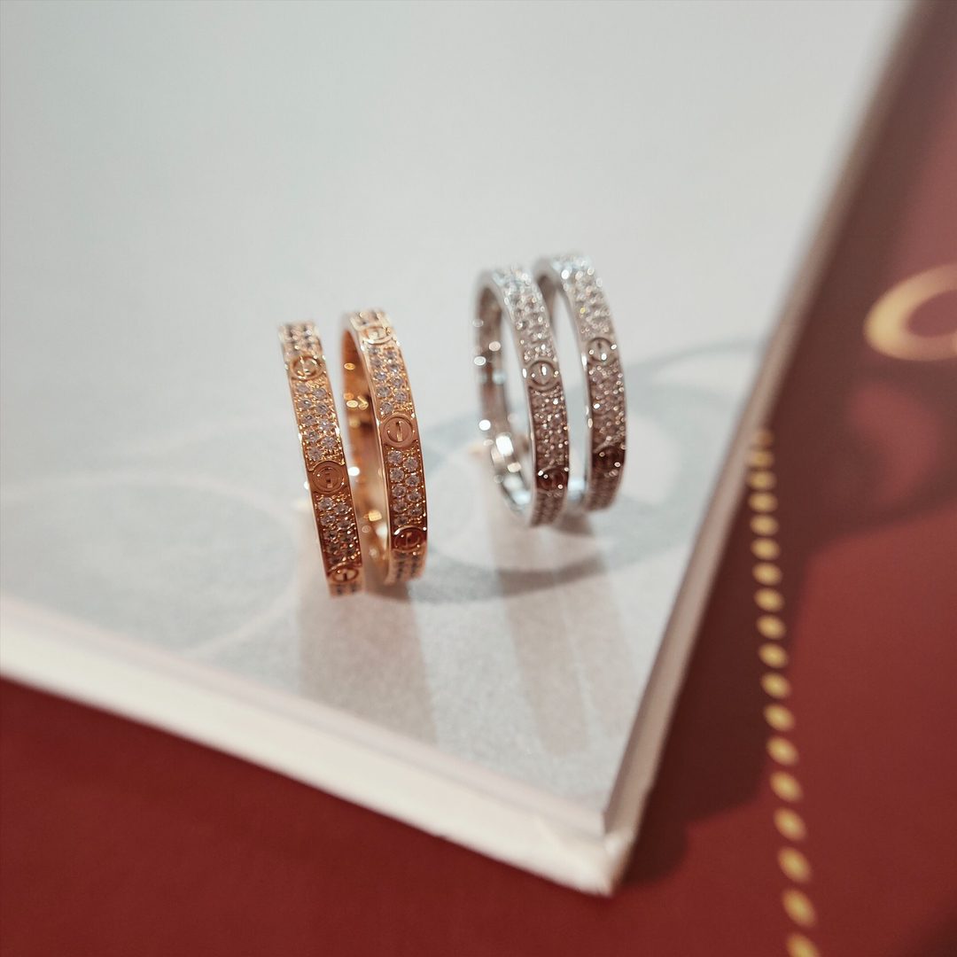 CARTIER RING