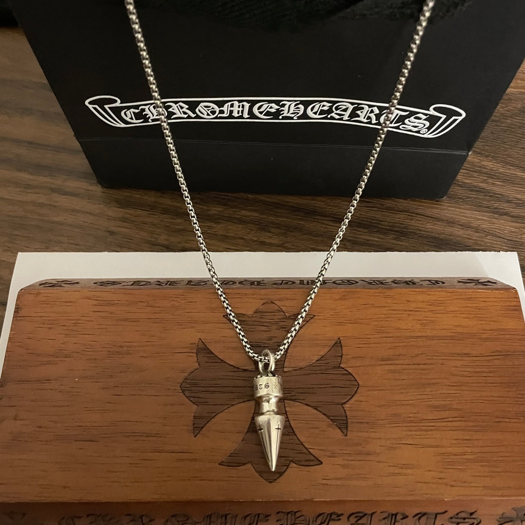 CH NECKLACE