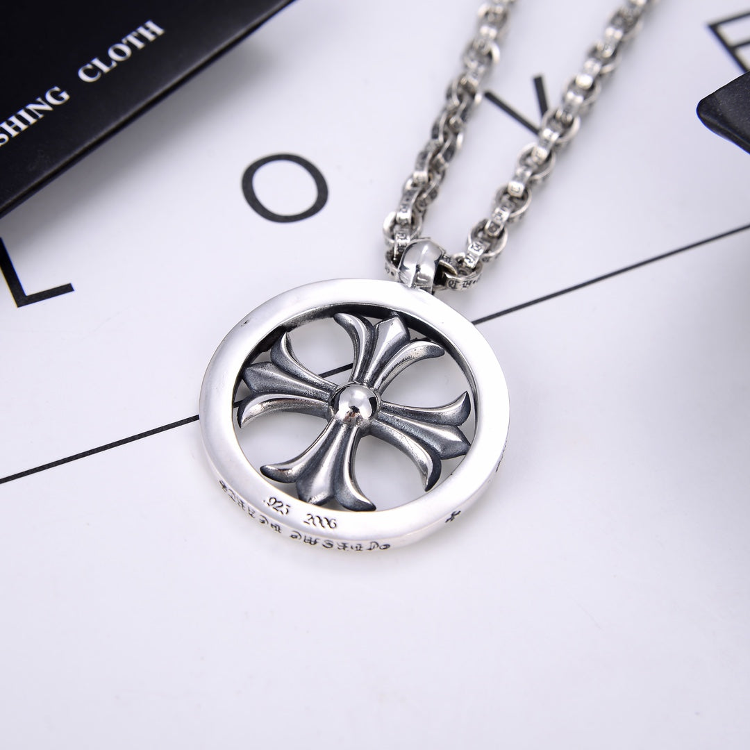 CH NECKLACE