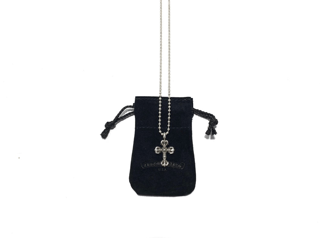 CH NECKLACE