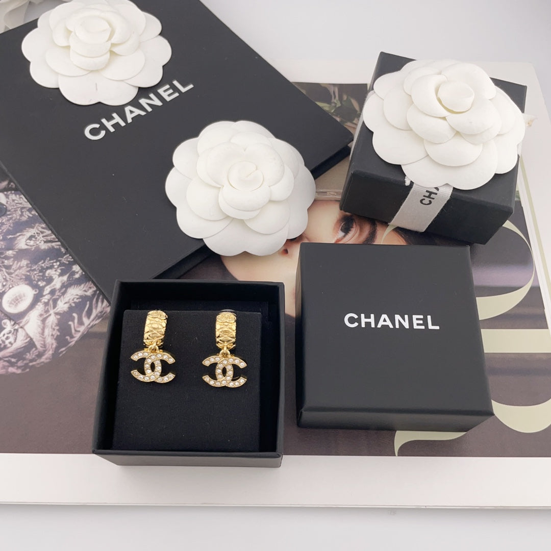 CHANEL EARRINGS