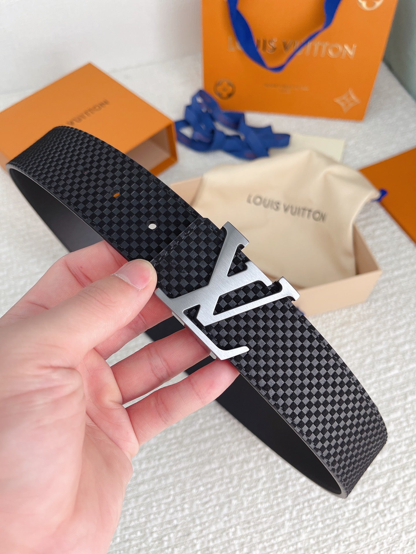 LV BELT