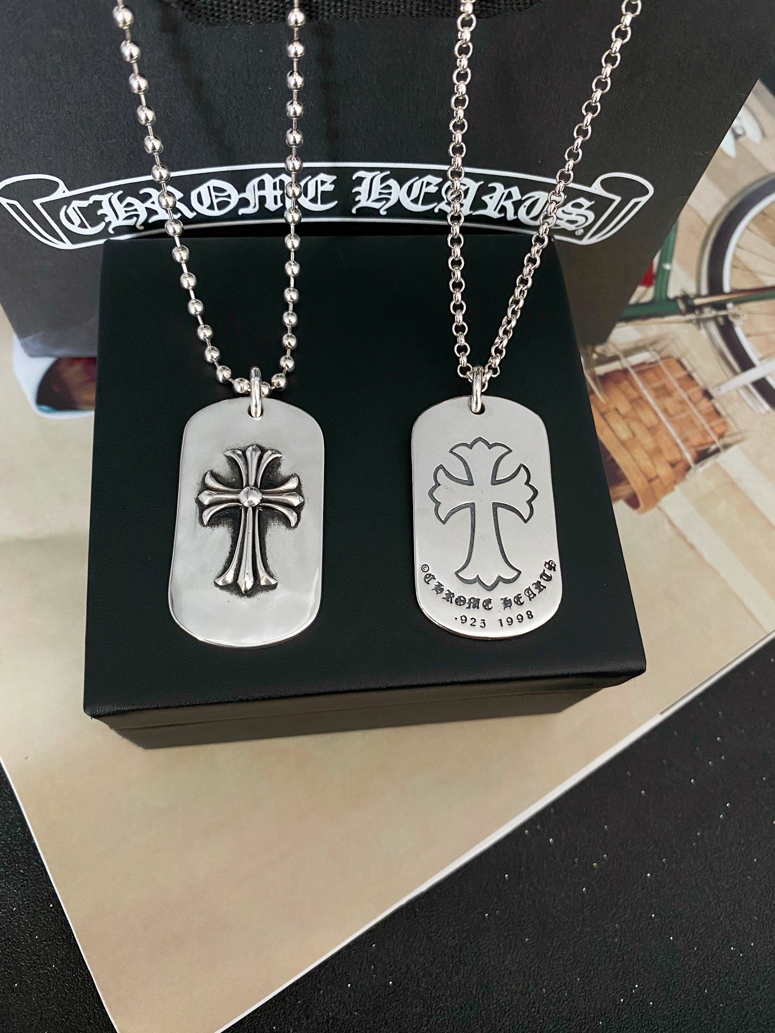 CH NECKLACE