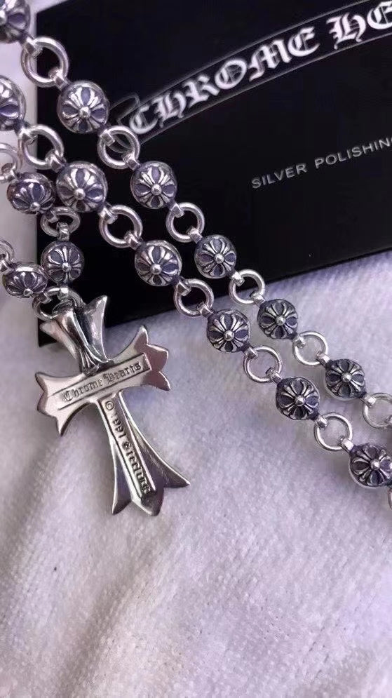 CH NECKLACE
