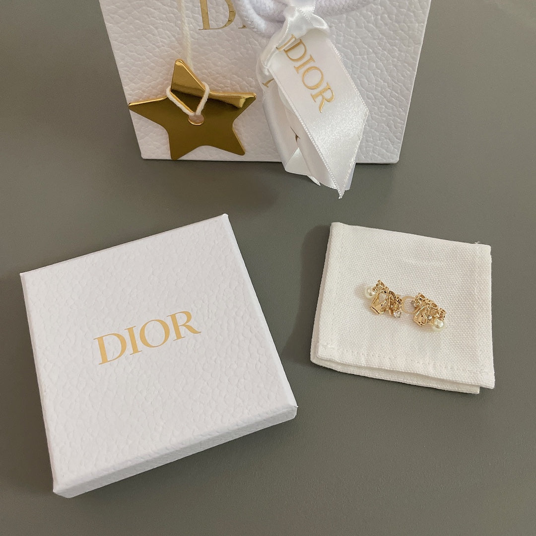 DIOR EARRINGS