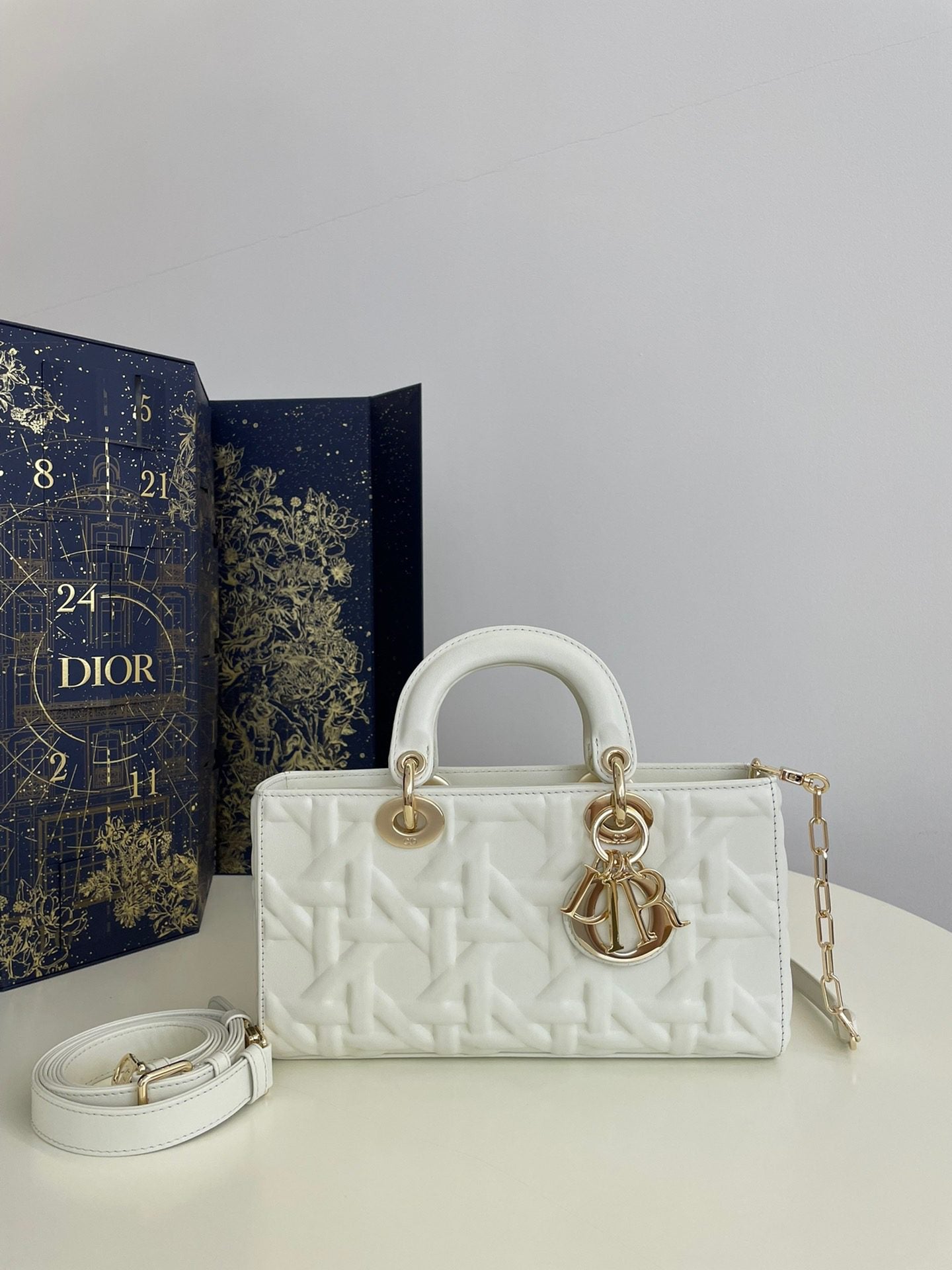 DIOR D-JOY BAG