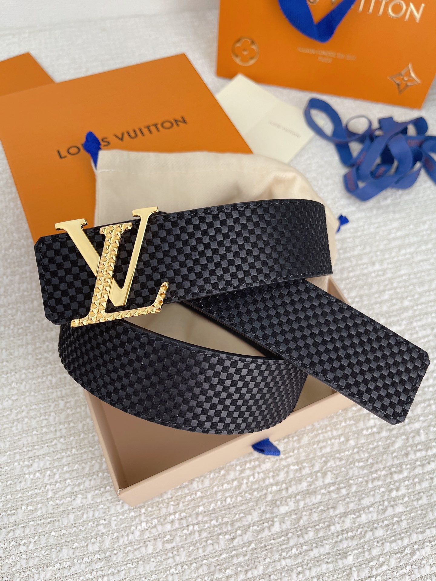 LV BELT
