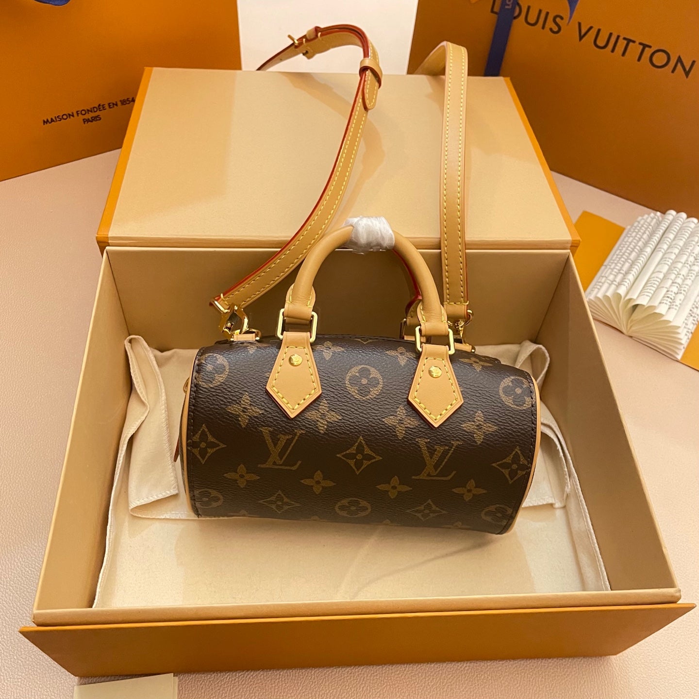 LV BAG (M13226)