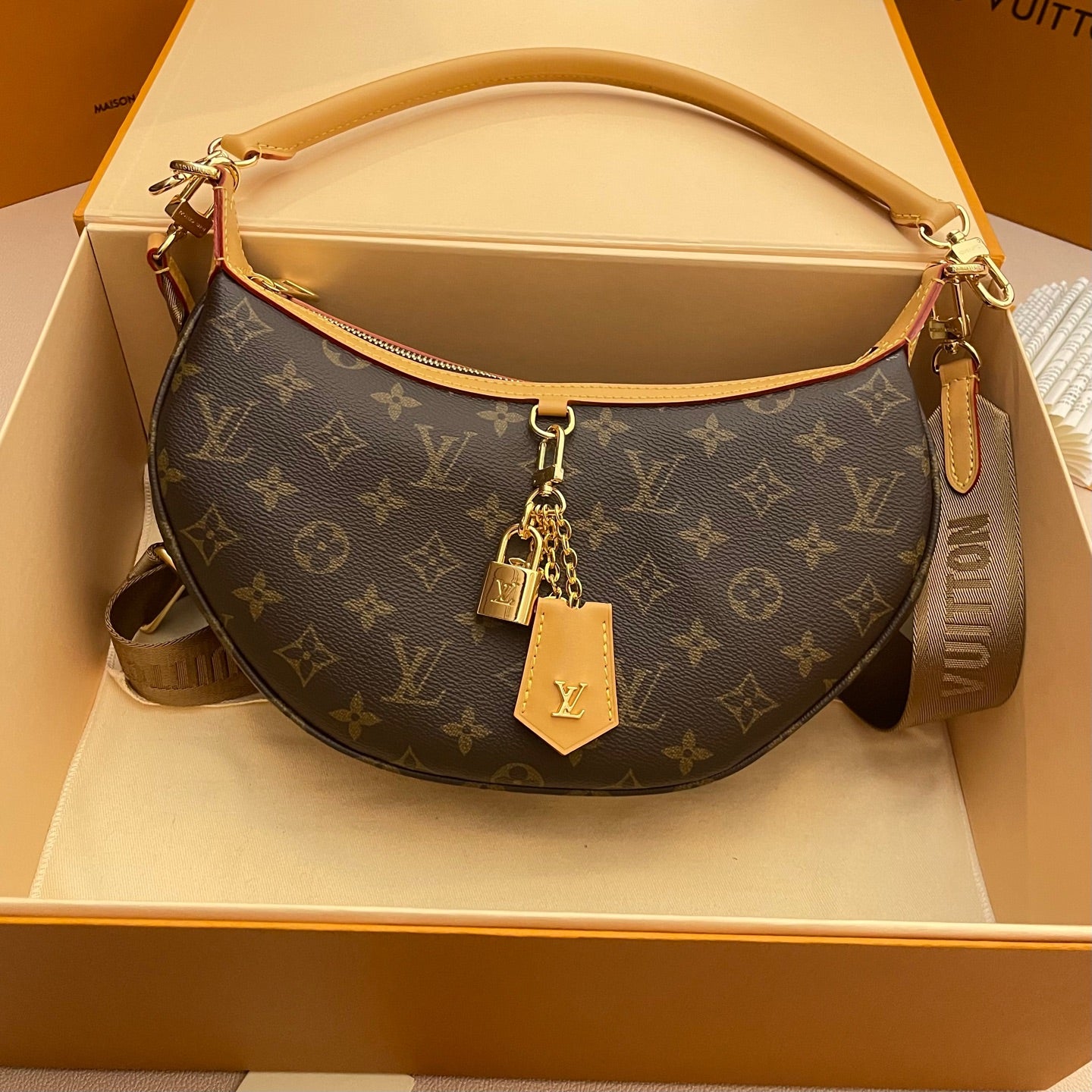 LV BAG (M12939)
