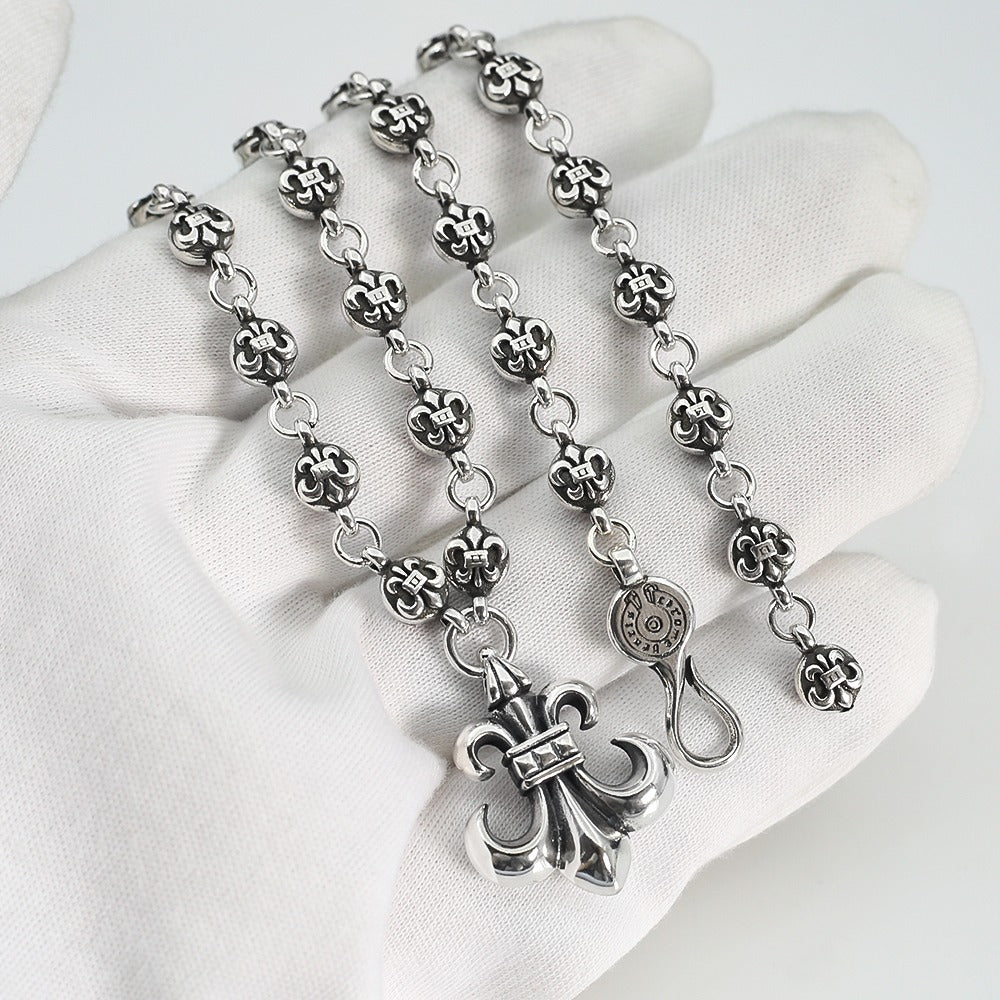 CH NECKLACE