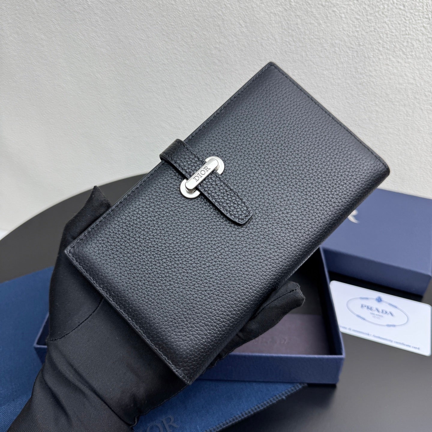 DIOR CARD HOLDER
