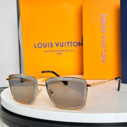 L*uis V*ittion Z2608U