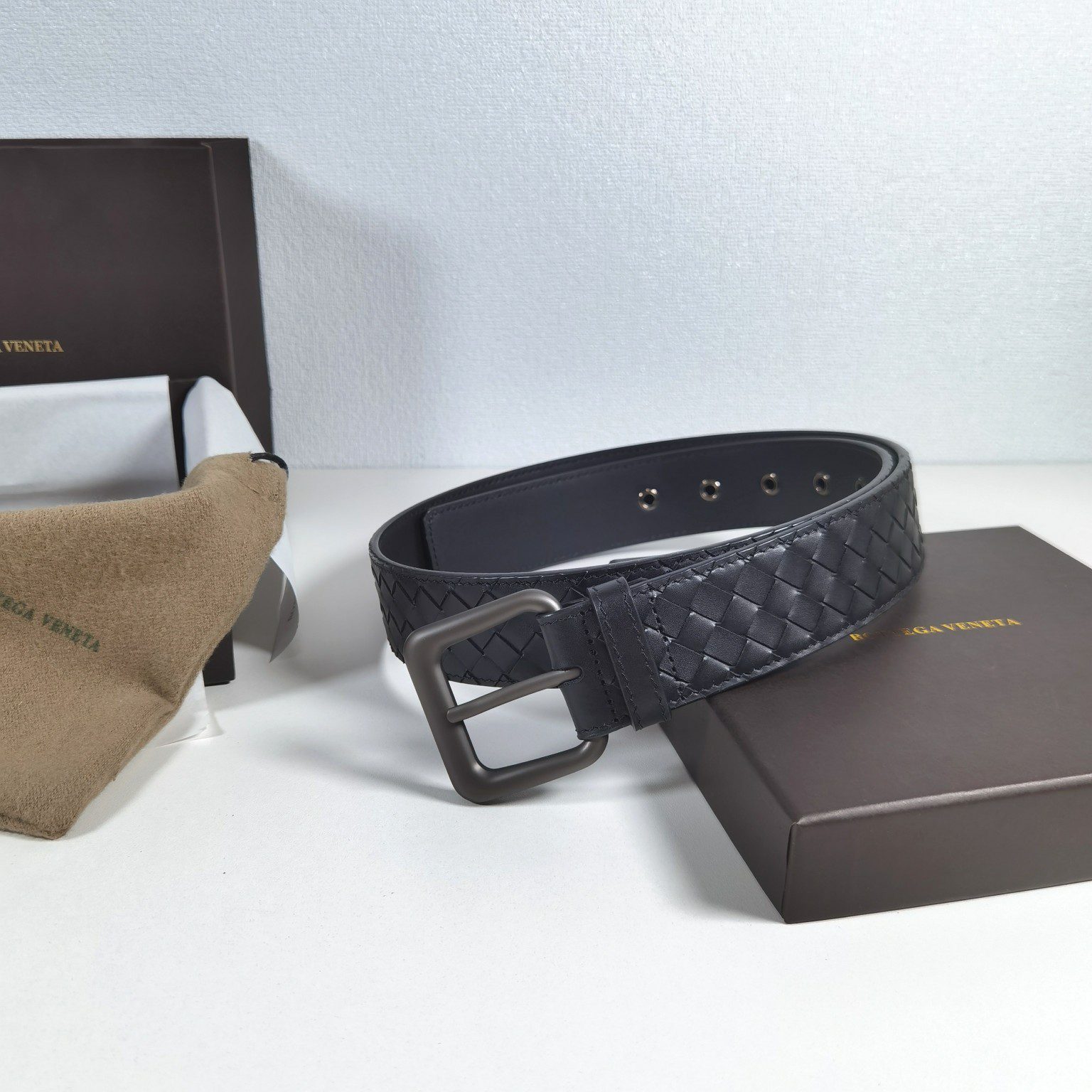 Belt Bottega Veneta 40mm, black, classic business casual high-end