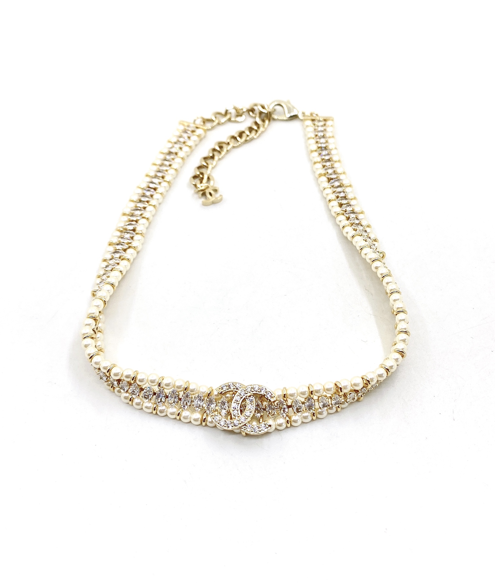 p95 chnel latest pearl necklace]