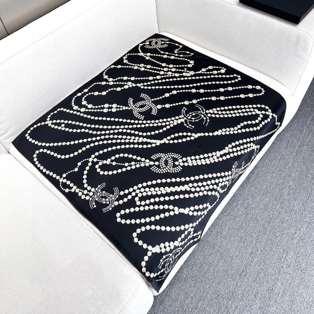 Scarf🧣Top cashmere version🧣 【▪️CHANEL new style, gentle and demure,