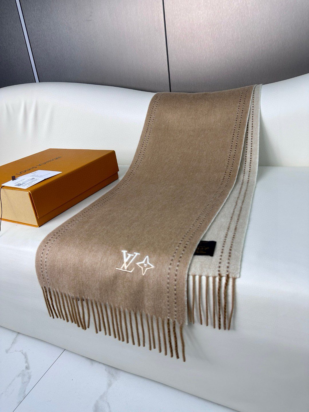 Scarf🧣Top version🧣 0 thumbs up to keep it for yourself, a rare high-end women’s model‼ ️Family benefits‼