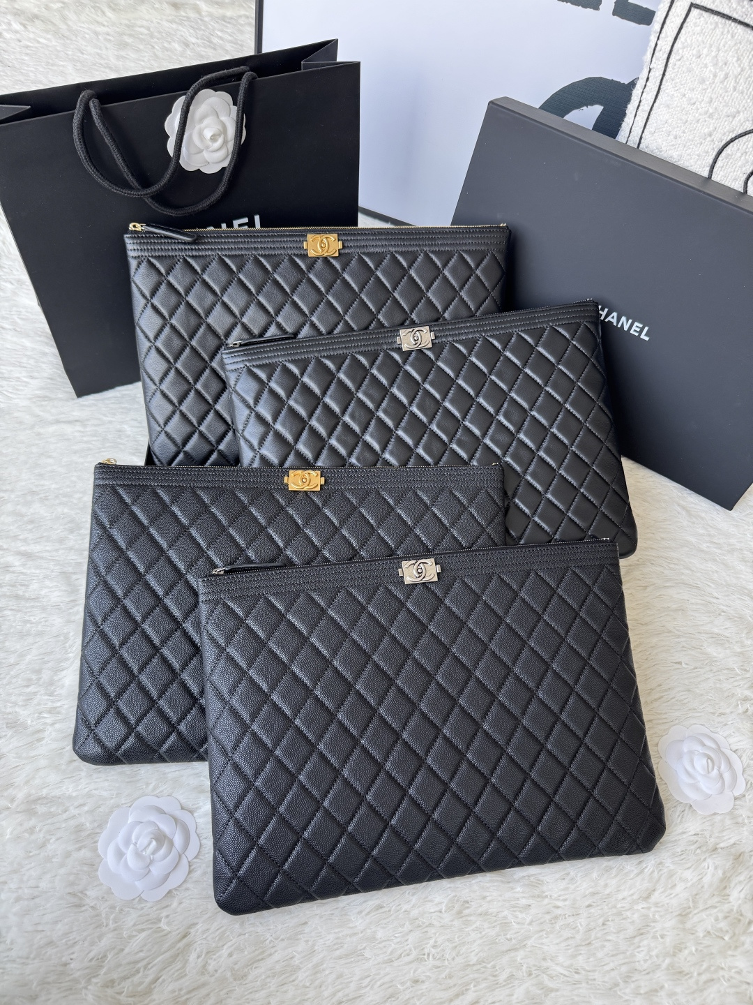 Bag Chanel Xiaoxiang Chanel's original single-hand bag Leboy's new style is still very trendy and has three sides.