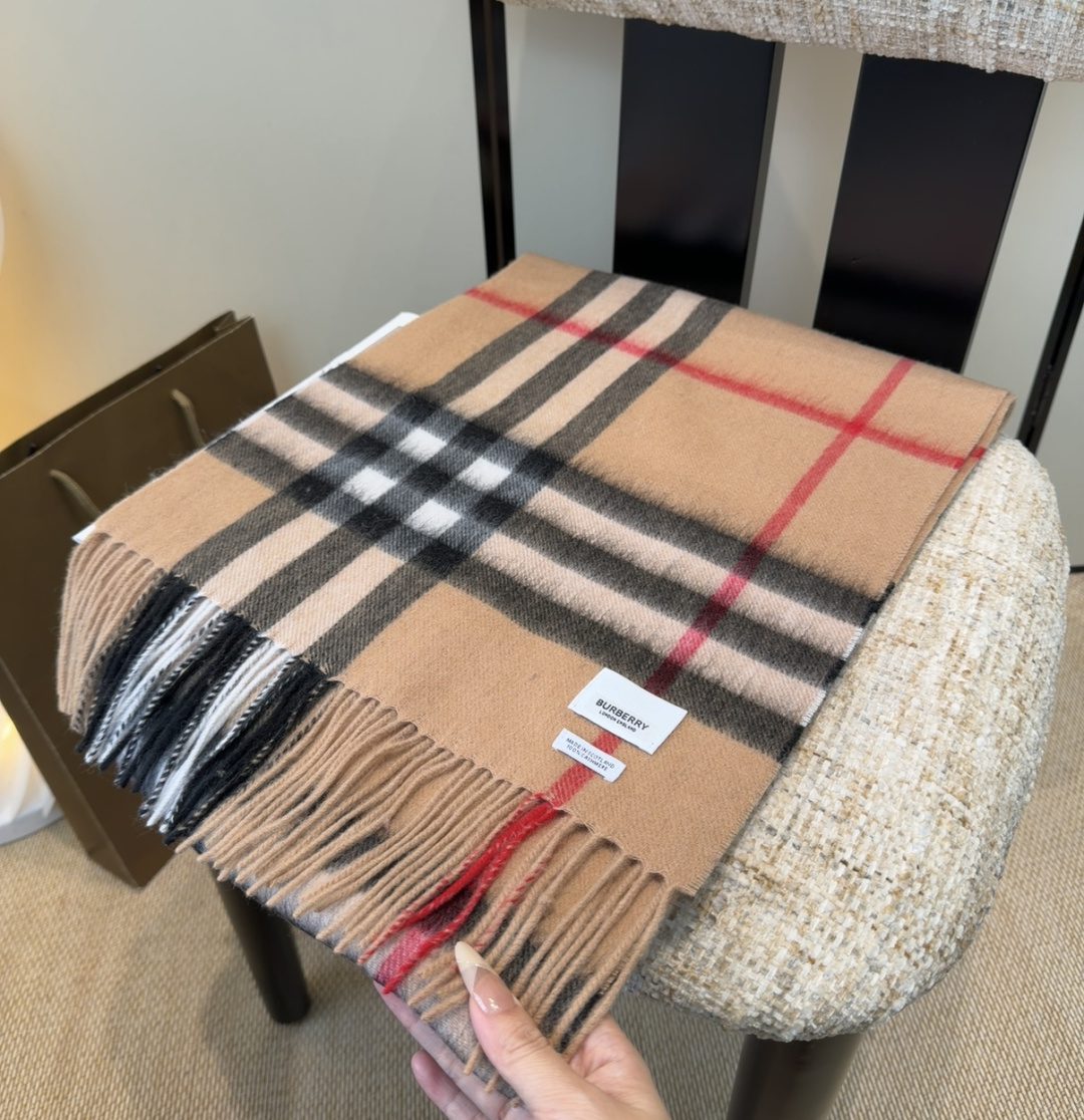 Scarf🧣Top cashmere version🧣 5Burberry double-sided cashmere scarf! Take the quantity, the performance is super