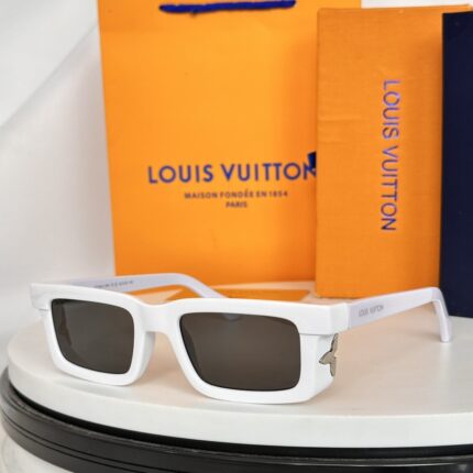 L*uis V*ittion LVZ2187U
