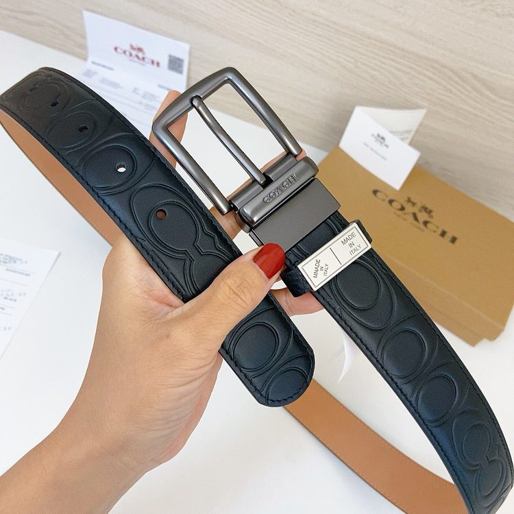 Belt The new Coach belt has arrived, with a cm pure copper electroplated belt buckle. The belt is matched with official first-layer cowhide.