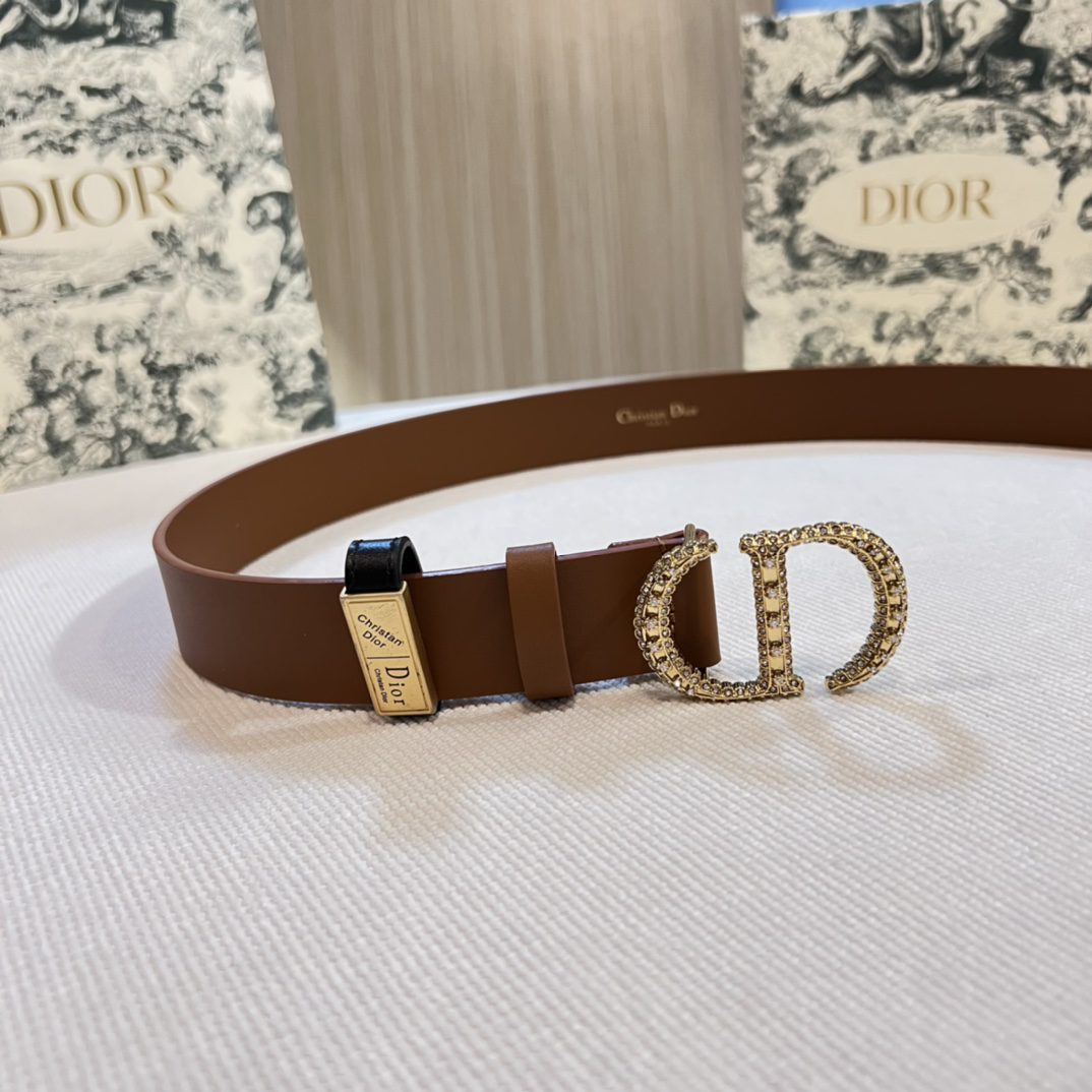 Belt [Brand] Dior 27 Montaigne Belt is inspired by the iconic handbag of the same name