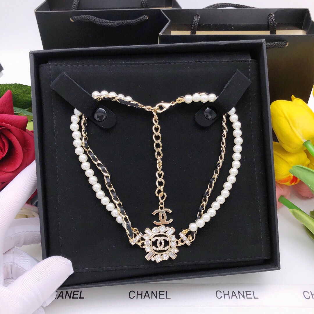 p60 number XXL0054 [chnel’s latest pearl leather double-layer necklace]