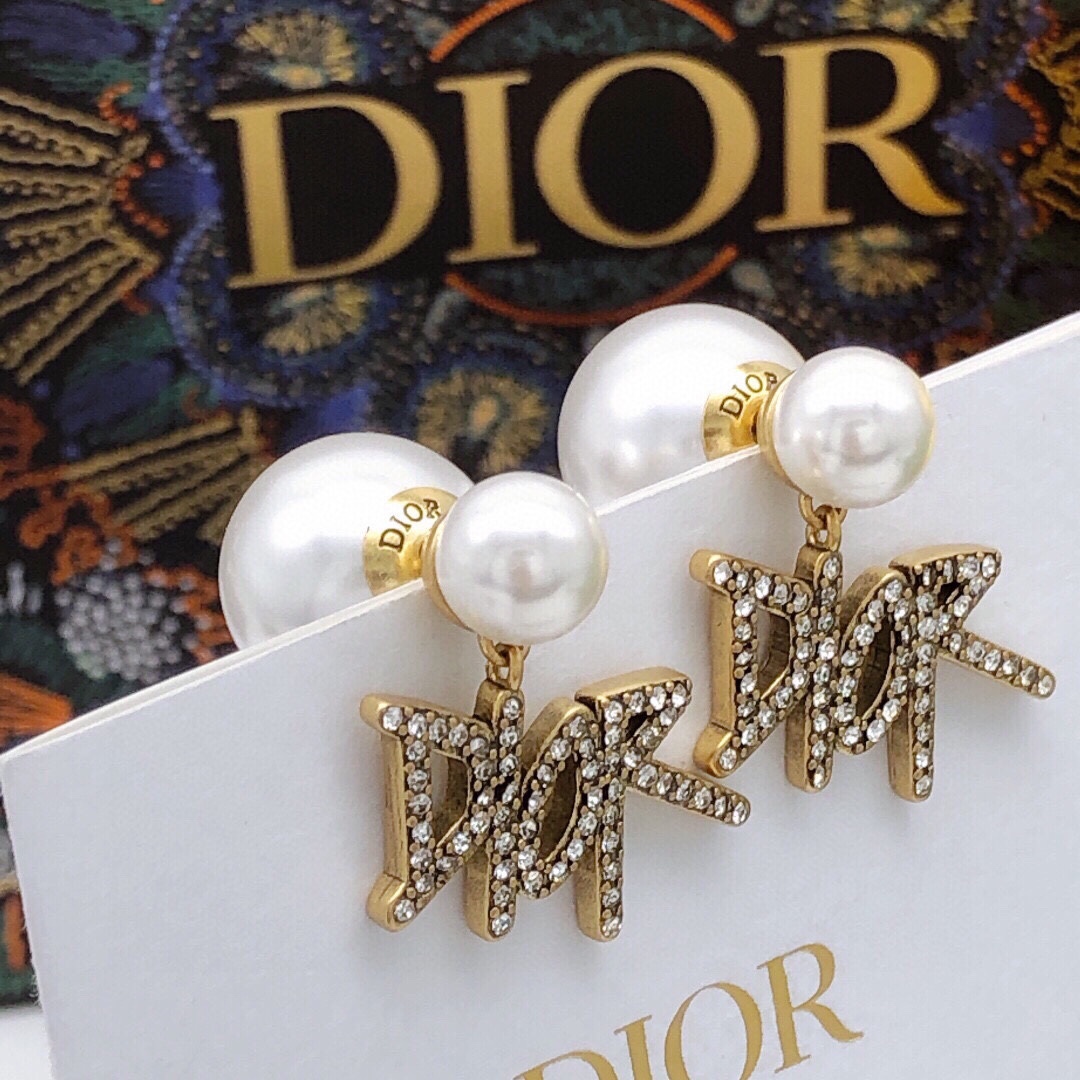 p55 number DED05 Dior absolute hot style large and small pearl bronze CD stud earrings