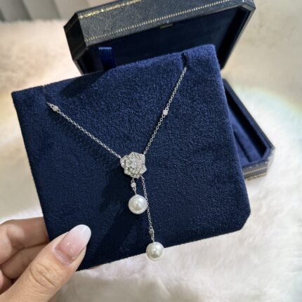 90 Piaget New Camellia Pearl Tassel Necklace V-neck Tube To Best Comlementary Full Body 92