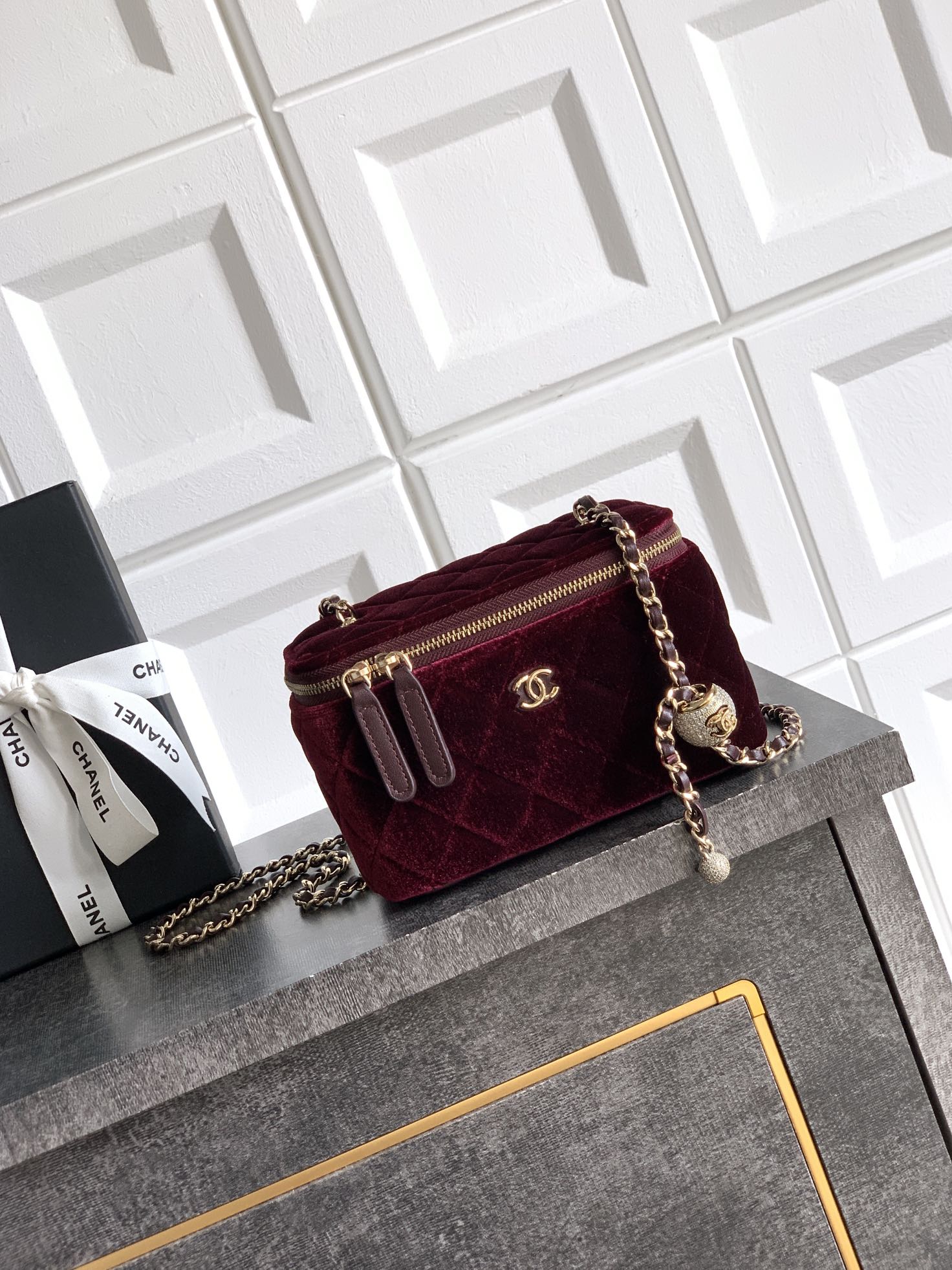 Bag Chanel  "burgundy" 3 silk diamond gold bead buckle OHANEL B hot box bag
