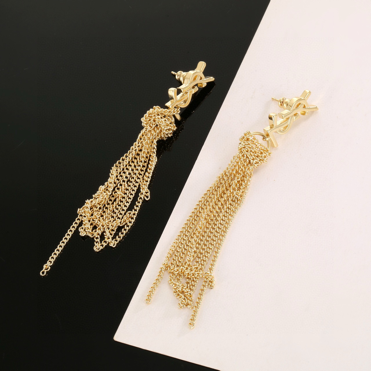 p55 Saint Laurent YSL earrings are classic and luxurious, fashionable and versatile, just like a cocktail dress, gorgeous