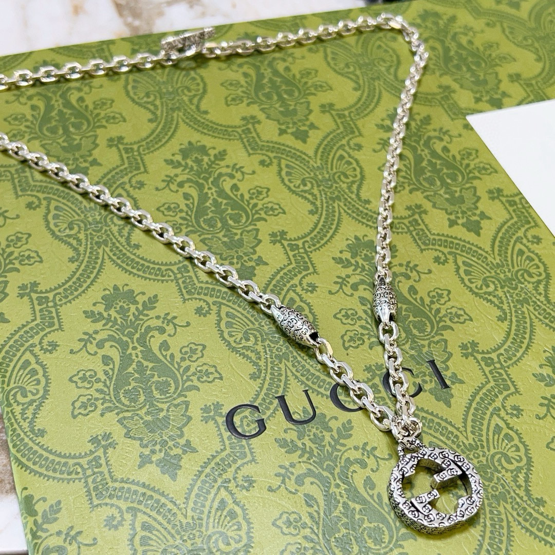 p ????????????????????The latest model of Gucci necklace has a higher grade and the same style as star A