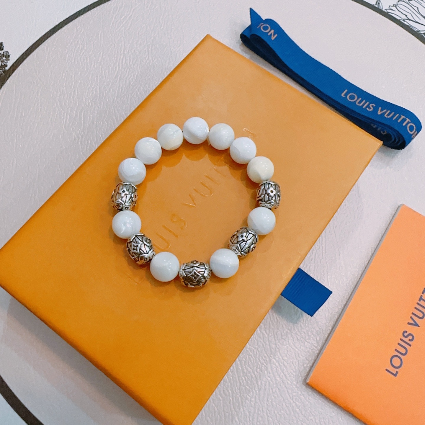 p Counter Seiko version LV Louis Vuitton multi-element agate and Thai silver style bracelet Quan Zhilong