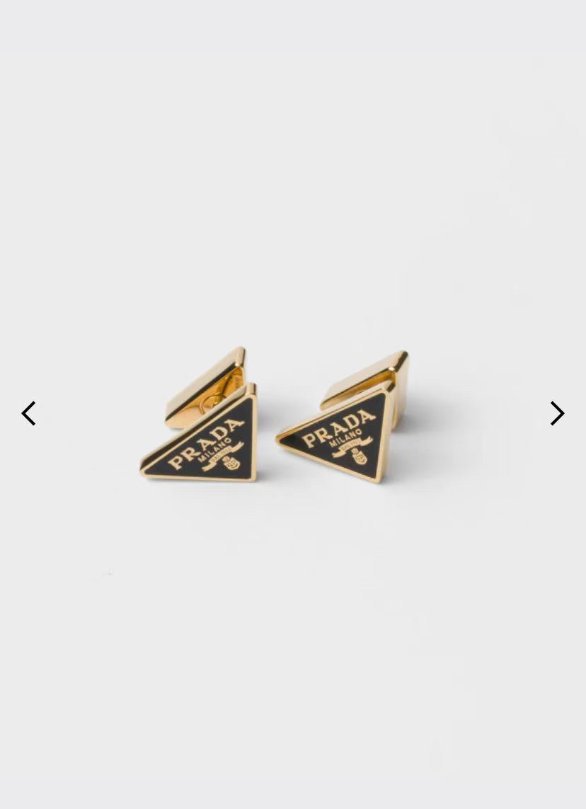 p75 PRADA Triangle earrings hot new product exquisite and durable, gorgeous debut