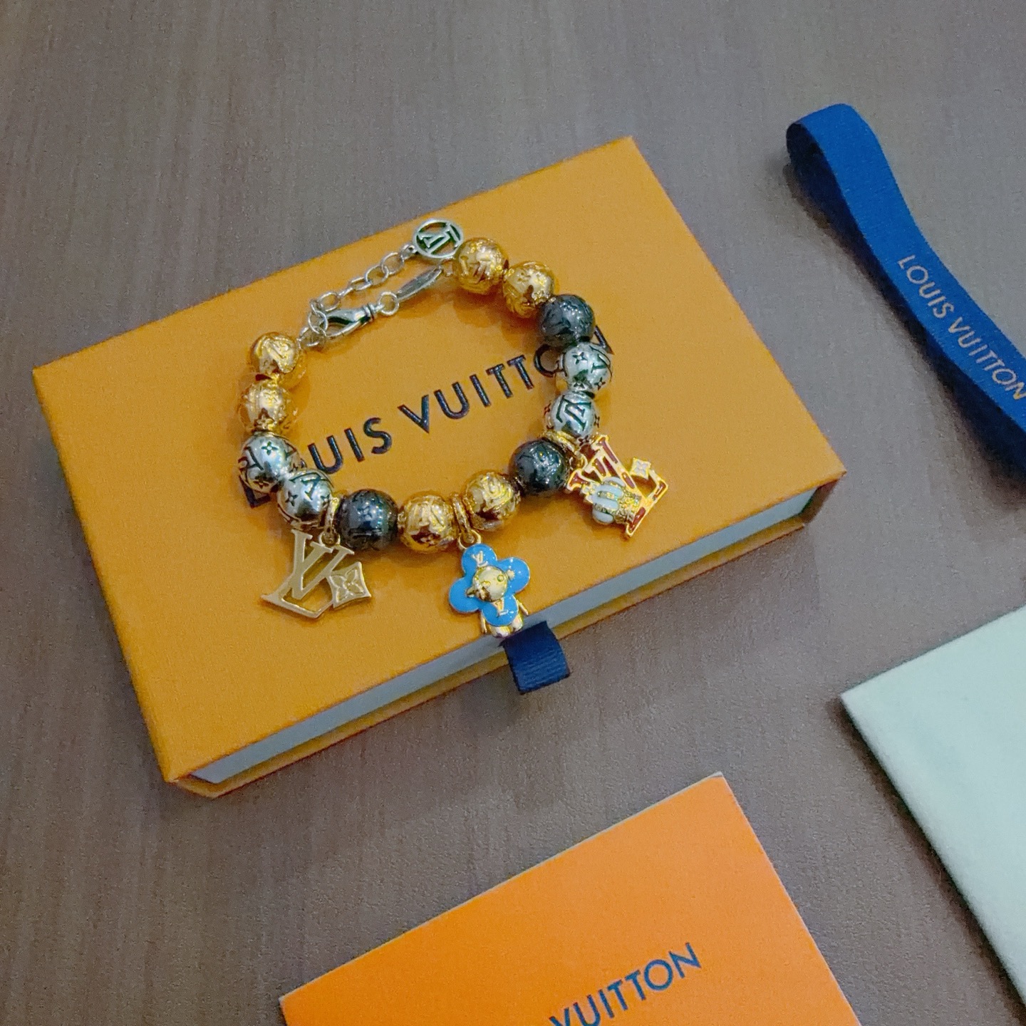 p High quality Louis Vuitton LV bracelet original single goods counter new model open retro trend