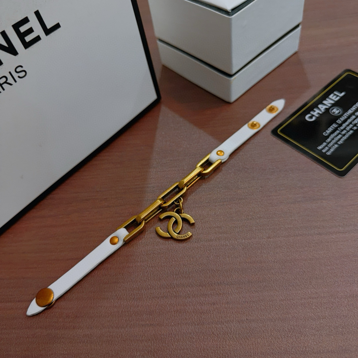 p85 High quality Chanel leather hand rope bracelet original single goods counter new model open retro trend