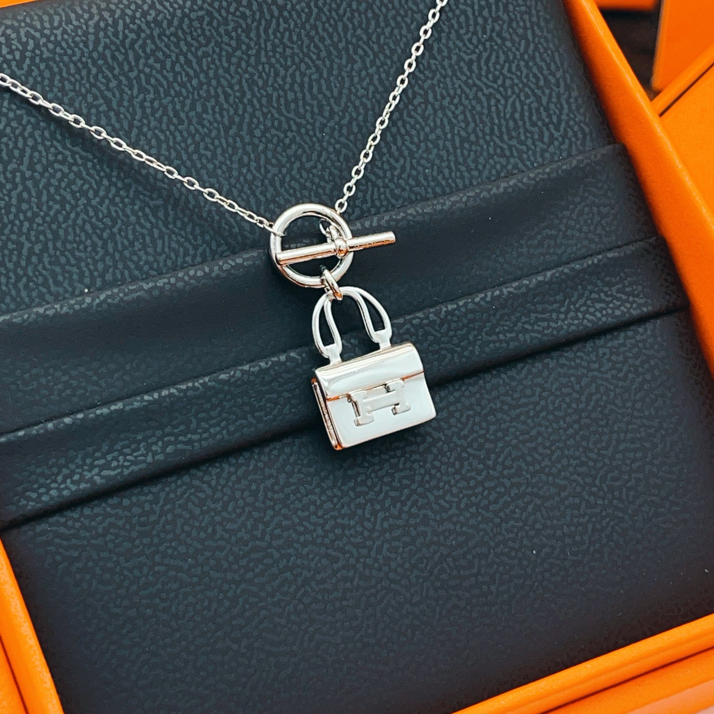 i1765337387799_5267_0_0