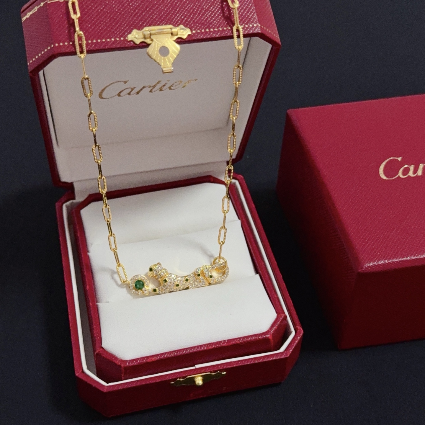 Cartier Diamond Cheetah Necklace High-End Customized Version Diamond-Inlaid Craftsmanshi V Gold Material Classic