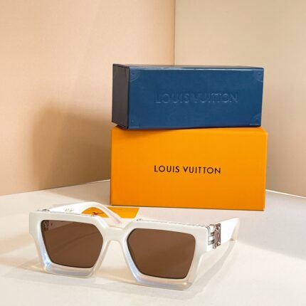 L*uis V*ittion M96006