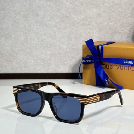 L*uis V*ittion Z2910U